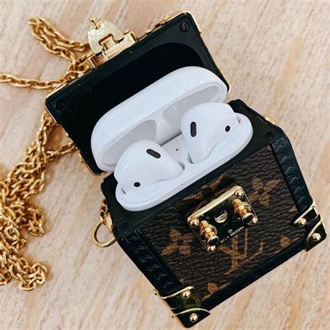 custom louis vuitton airpod case|airpod pro case Louis Vuitton.